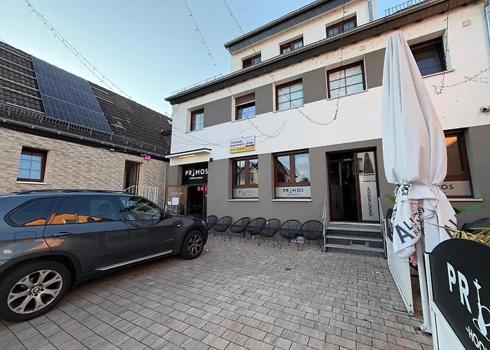 ゲストハウス Pension Raunheim